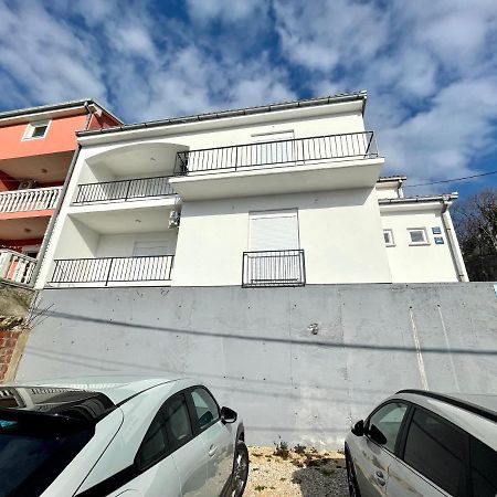 Apartments Ivana & Ante Dramalj Kültér fotó